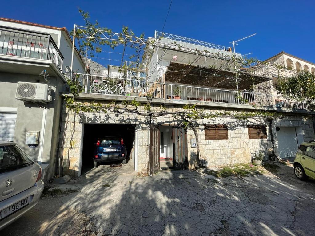 Apartment Mlija Omiš Exteriér fotografie