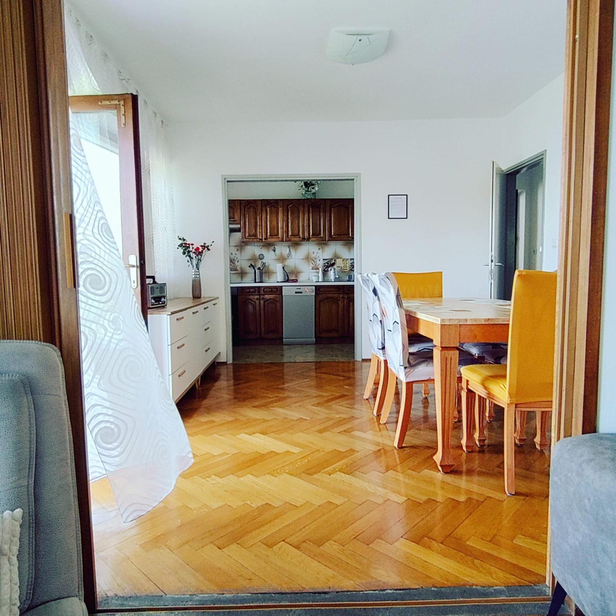 Apartment Mlija Omiš Exteriér fotografie