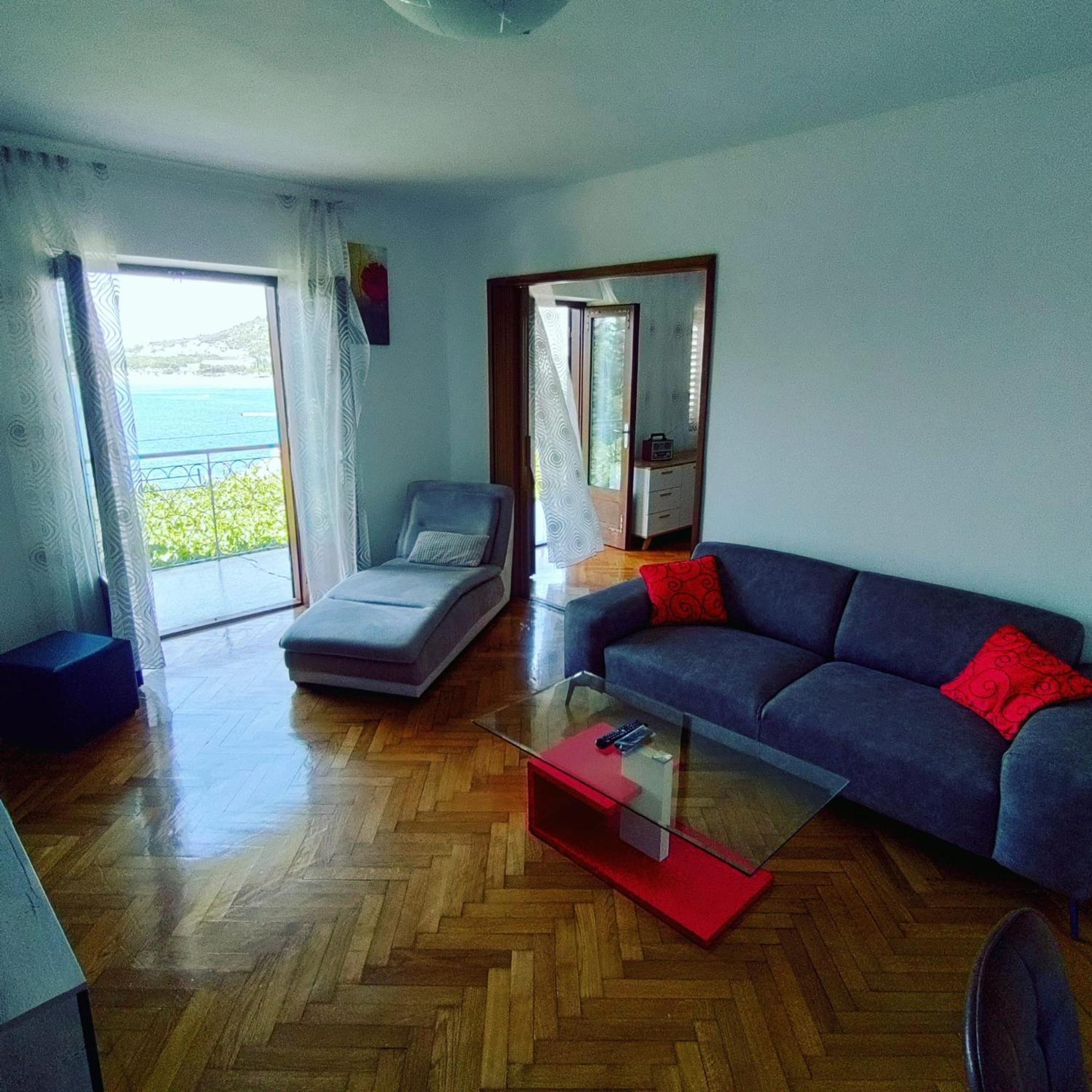 Apartment Mlija Omiš Exteriér fotografie